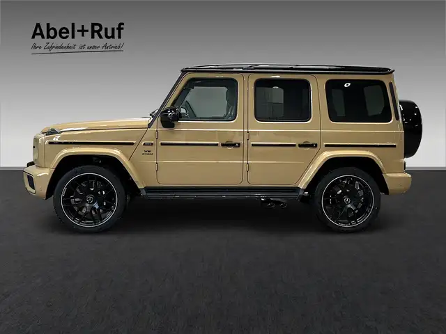 Mercedes-Benz G-Class view 4