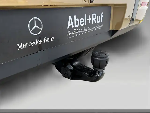 Mercedes-Benz G-Class view 11