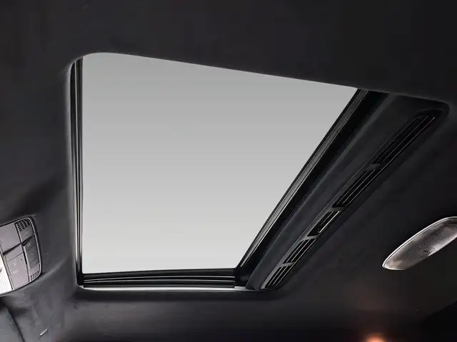 Mercedes-Benz G-Class view 12