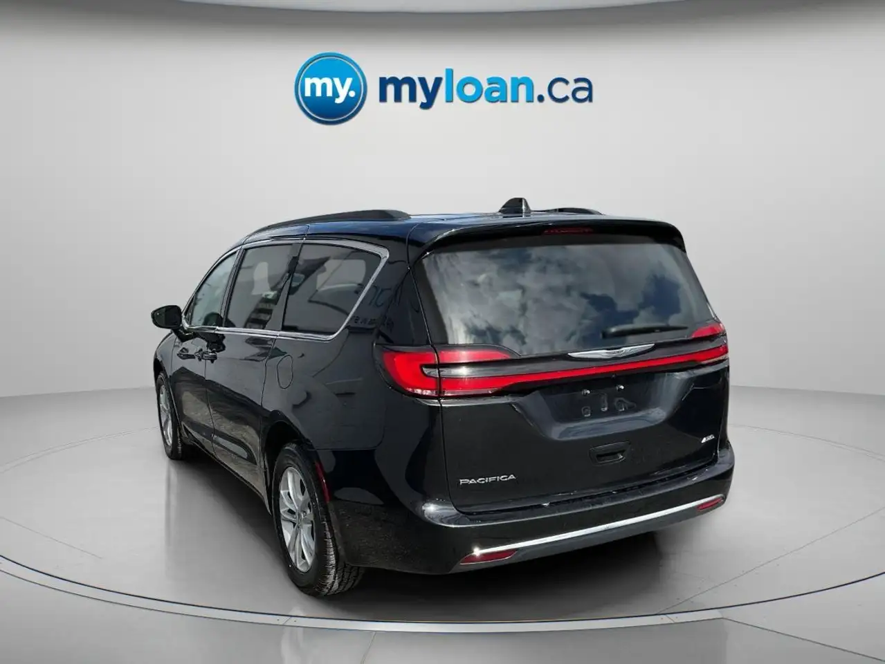 Chrysler Pacifica снимка Chrysler Pacifica
