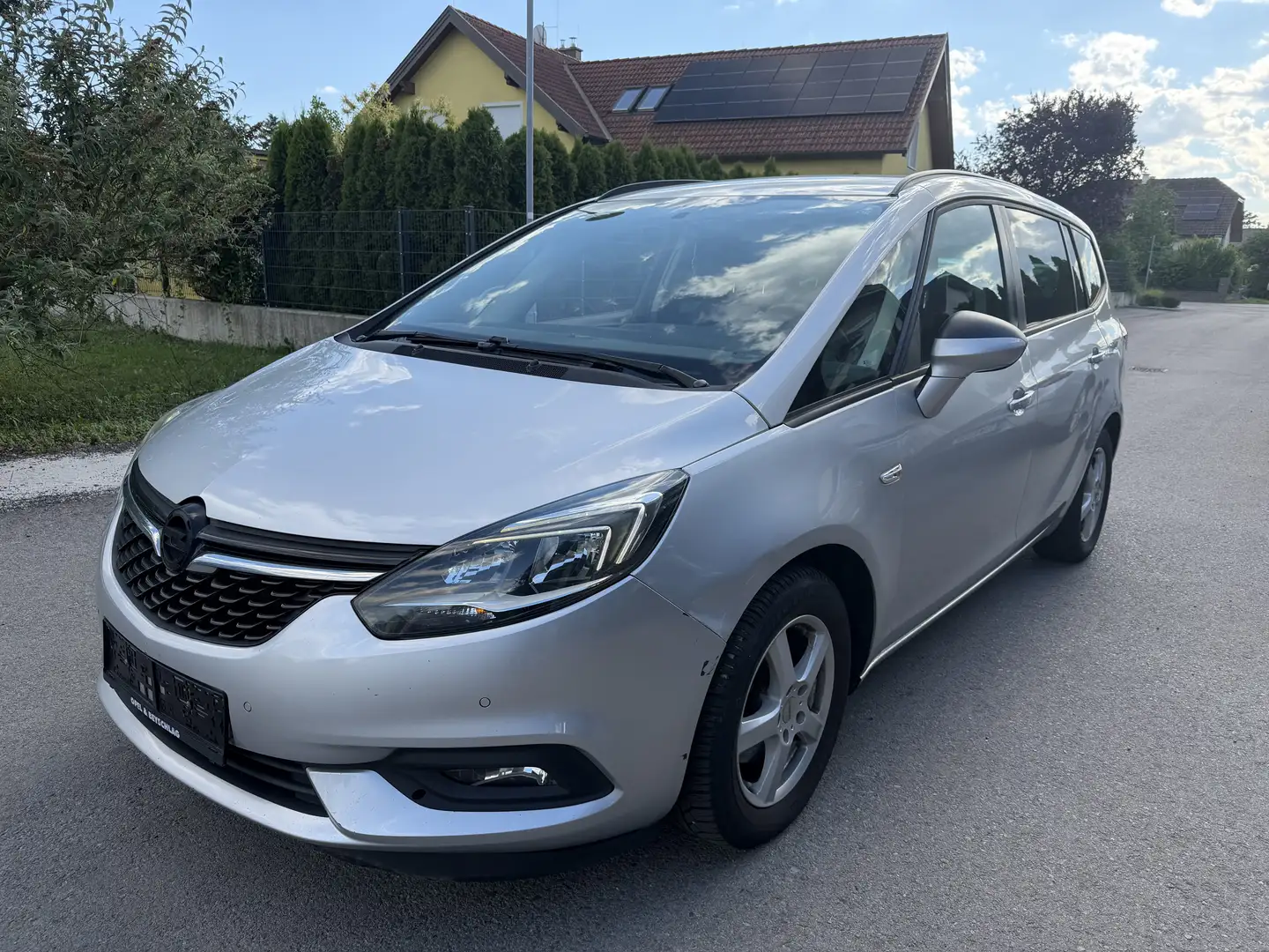 Opel Zafira 1,6 CDTI ECOTEC Edition Silber - 1
