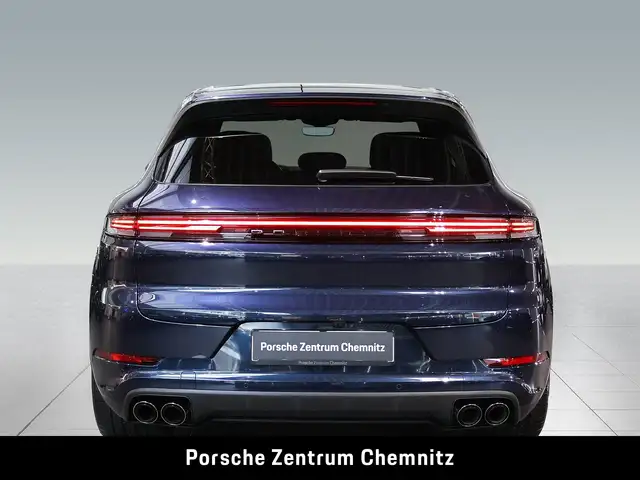Porsche Cayenne view 5