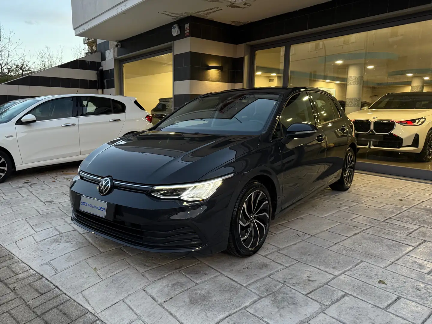 Volkswagen Golf Golf VIII 2020 1.5 tgi Style 130cv dsg Gris - 1