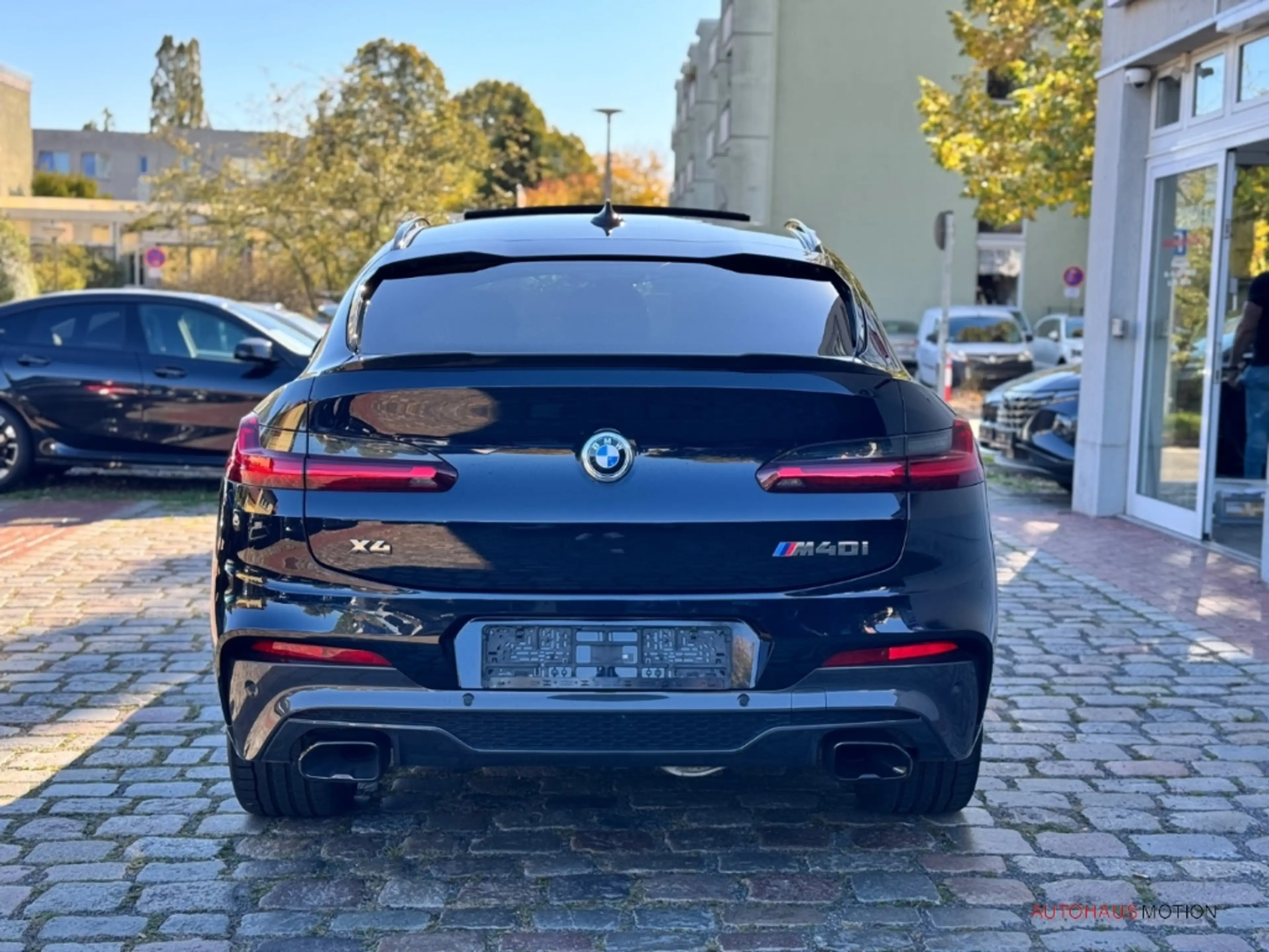 BMW X4 i Pano Navi LED 21'LM HUD Memory Sitze — photo 6