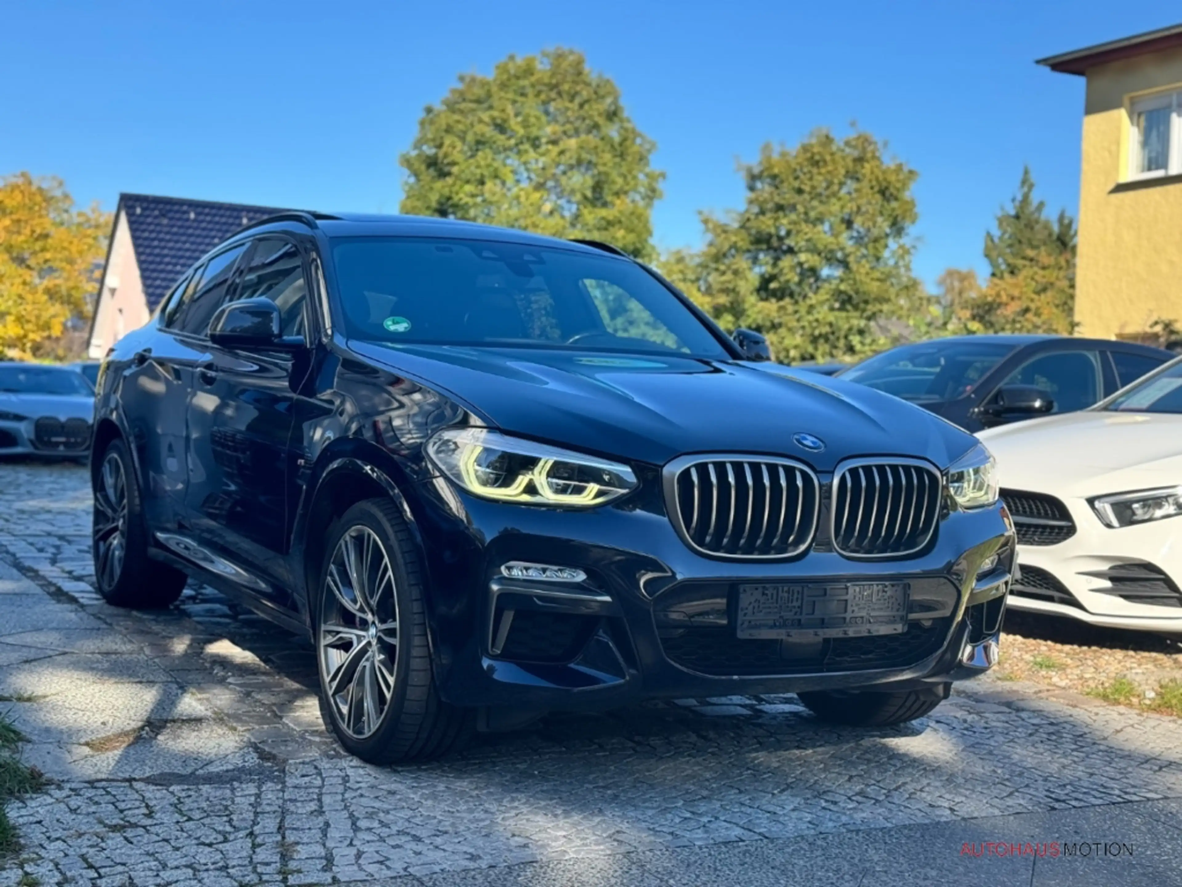 BMW X4 i Pano Navi LED 21'LM HUD Memory Sitze — photo 4