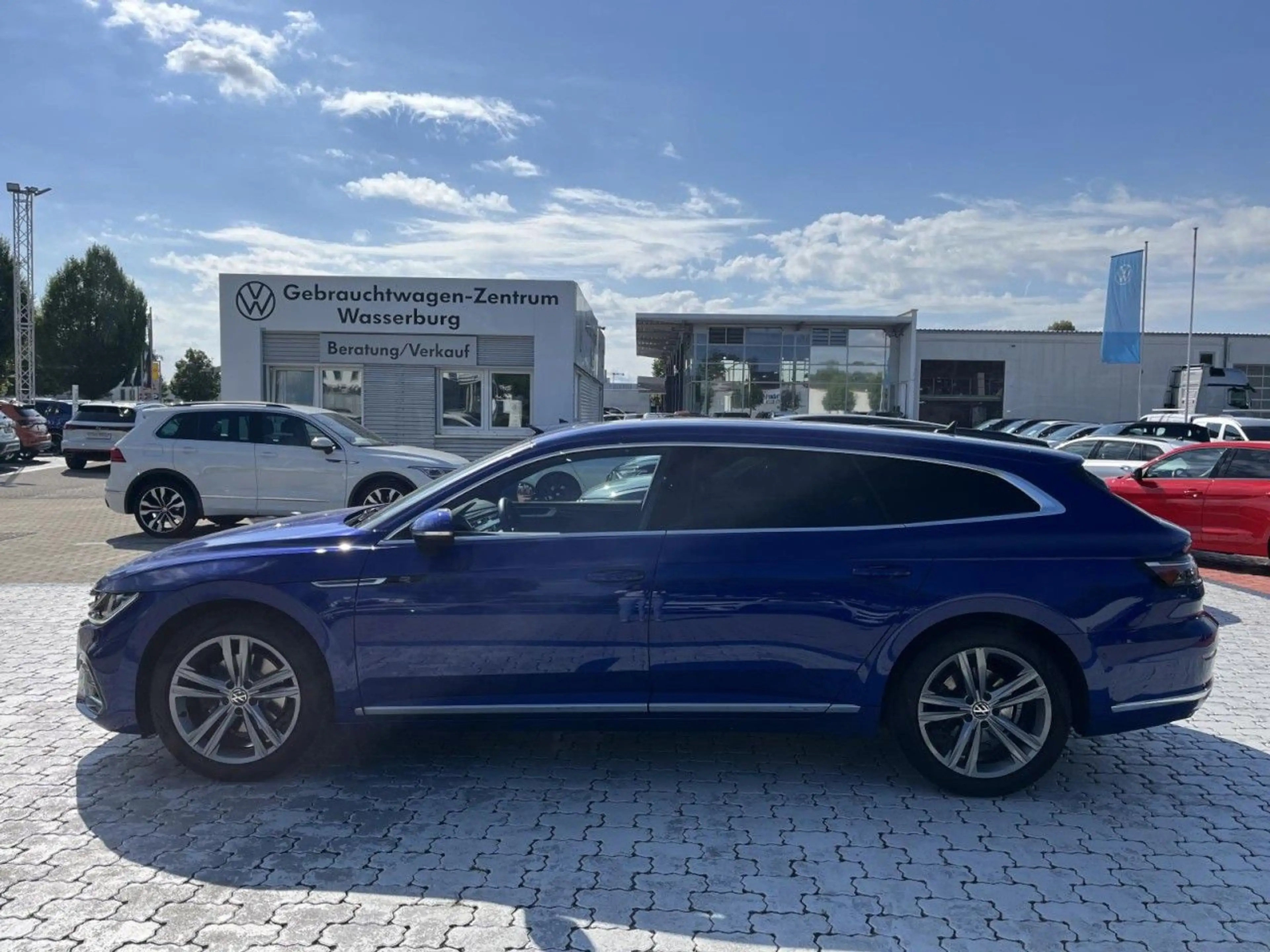 Volkswagen Arteon Arteon Shootingbrake 2.0 TSI R-Line (Matrix+Pano — photo 4
