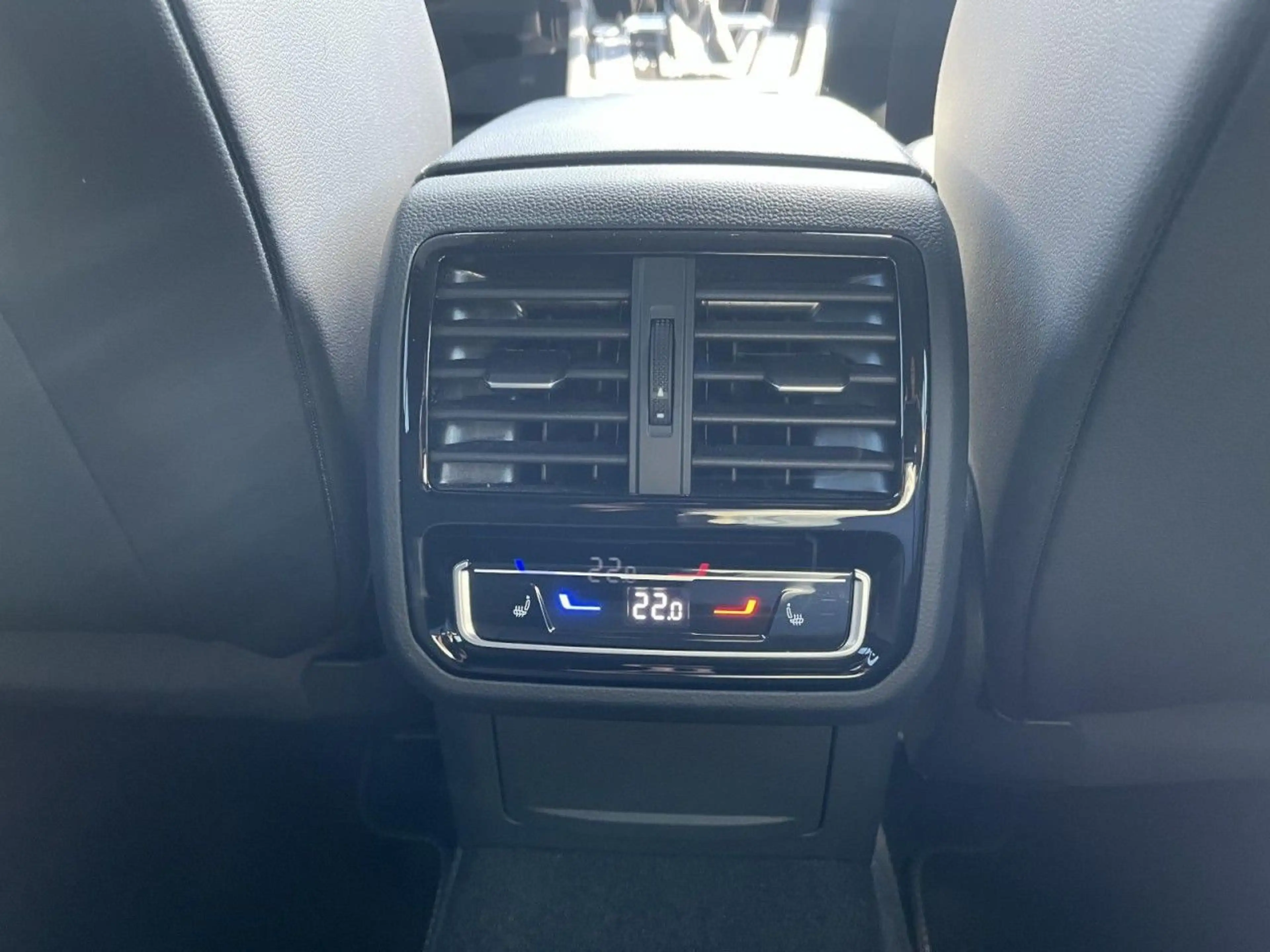 Volkswagen Arteon Arteon Shootingbrake 2.0 TSI R-Line (Matrix+Pano — photo 12