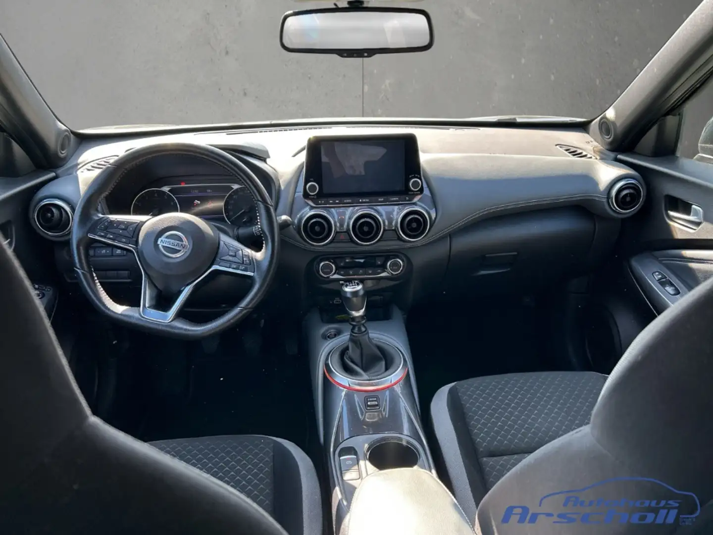 Nissan Juke N-Connecta LED Apple CarPlay Android Auto Klimaaut Schwarz - 2
