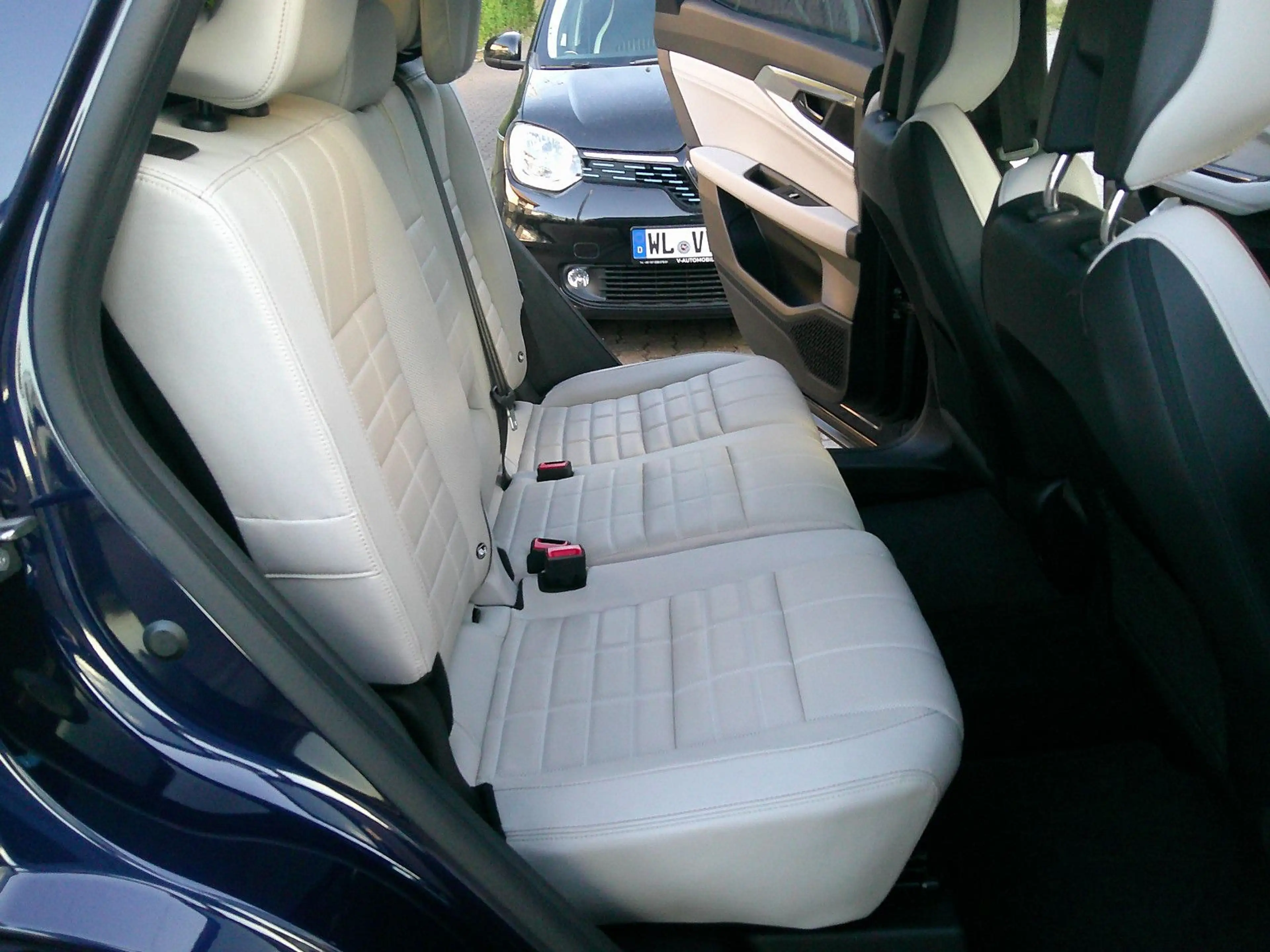 Renault Espace VI Iconic E-Tech Hybrid — photo 5