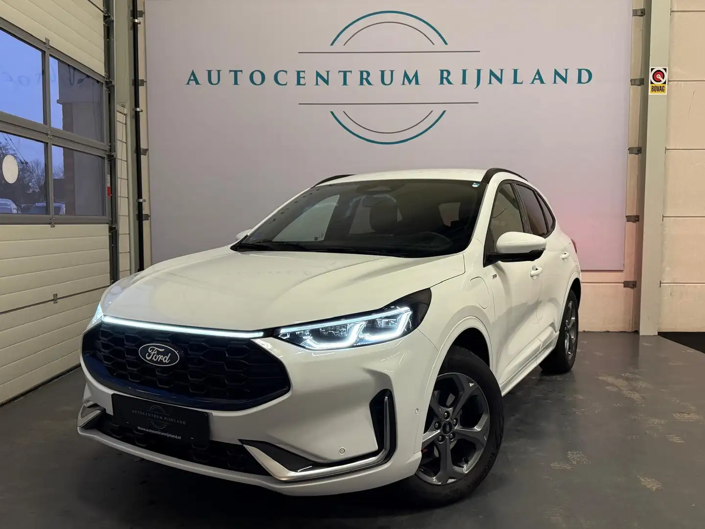 Ford Kuga 2.5 PHEV ST-Line X 2 JAAR BOVAG GARANTIE Wit - 1