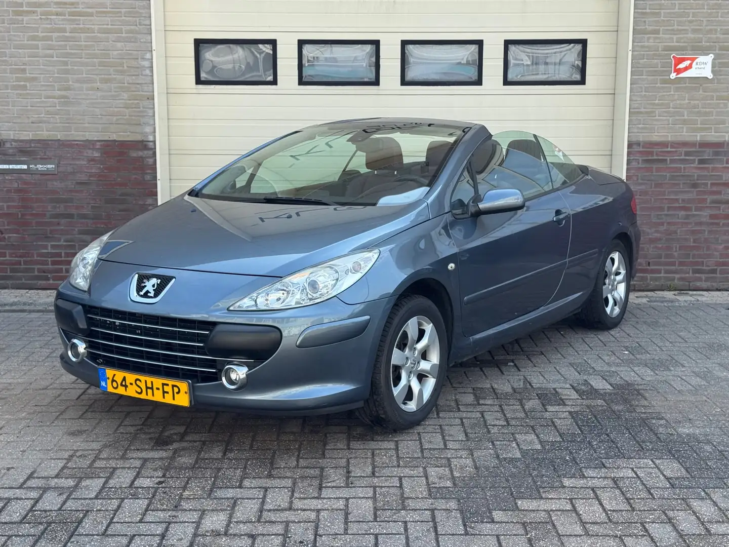 Peugeot 307 CC 2.0-16V NWE Koppeling, dynamo en banden | APK 0 Gris - 1