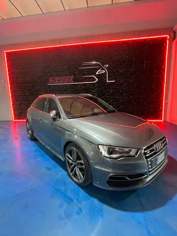 Audi S3 AUDI S3 2.0 tfsi quattro s-tronic 300CV