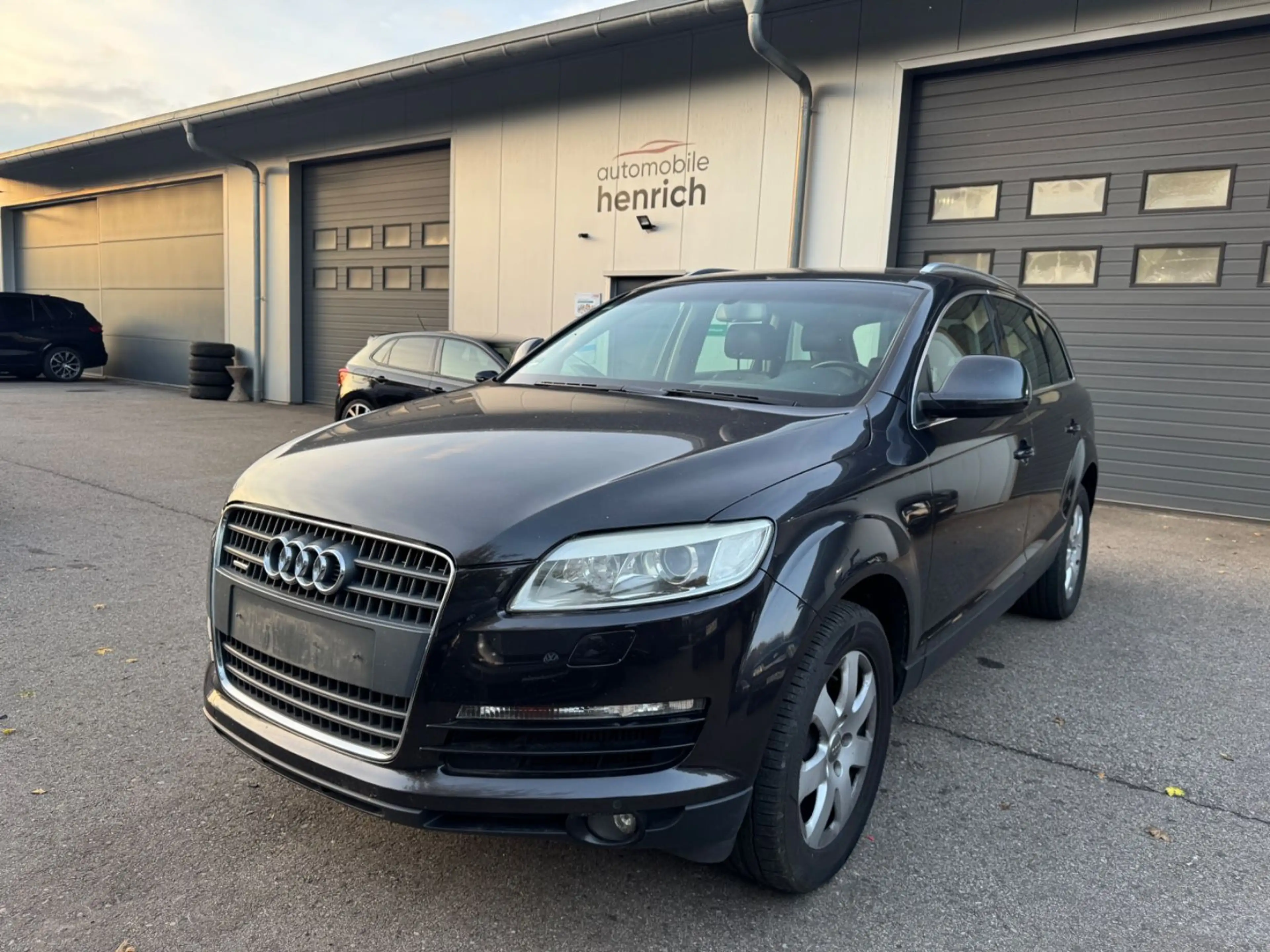 Audi Q7 4.2 TDI quattro Luft,Cam,Ahk,2.Hand,LederNavi — photo 7