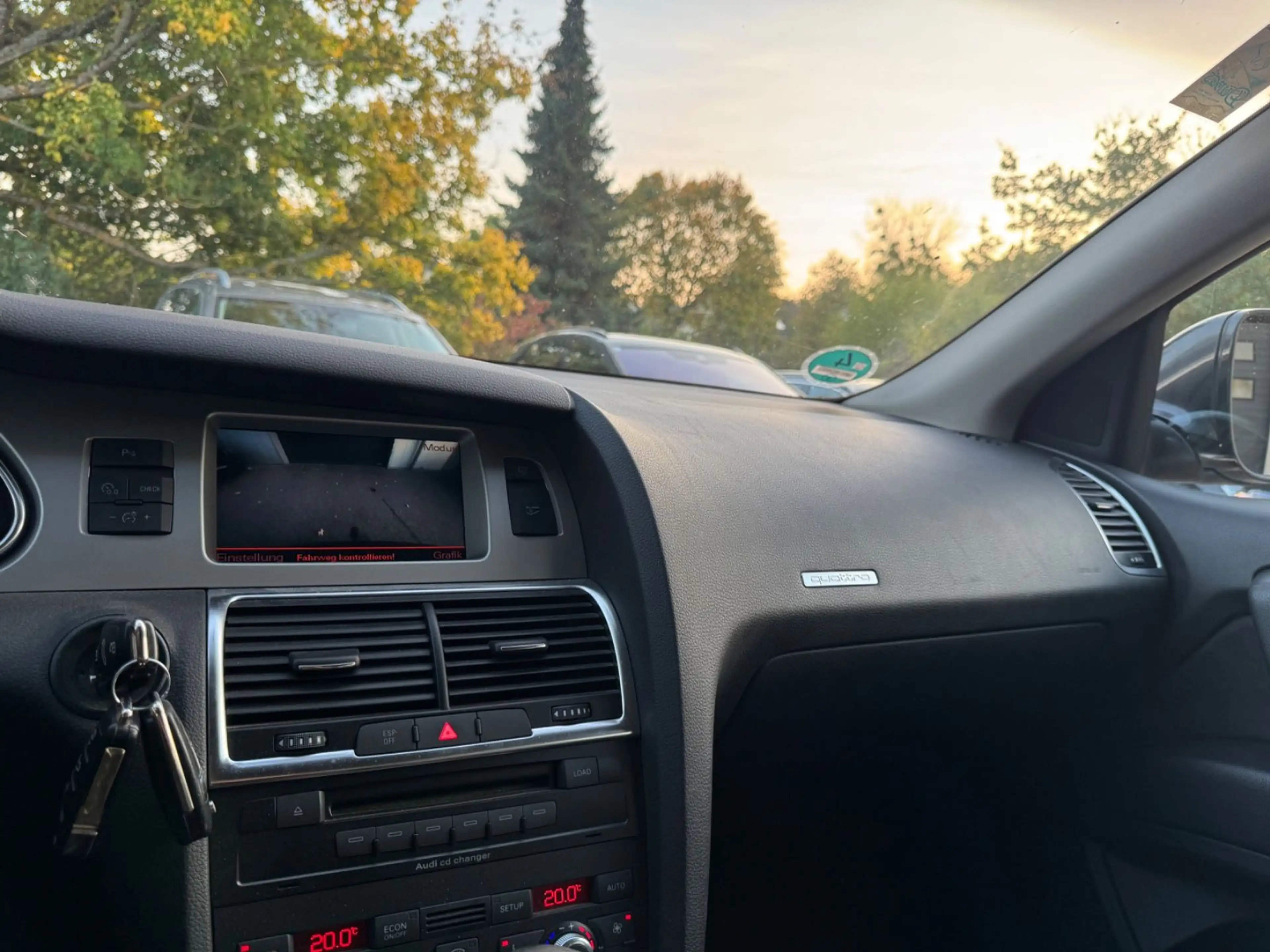 Audi Q7 4.2 TDI quattro Luft,Cam,Ahk,2.Hand,LederNavi — photo 14