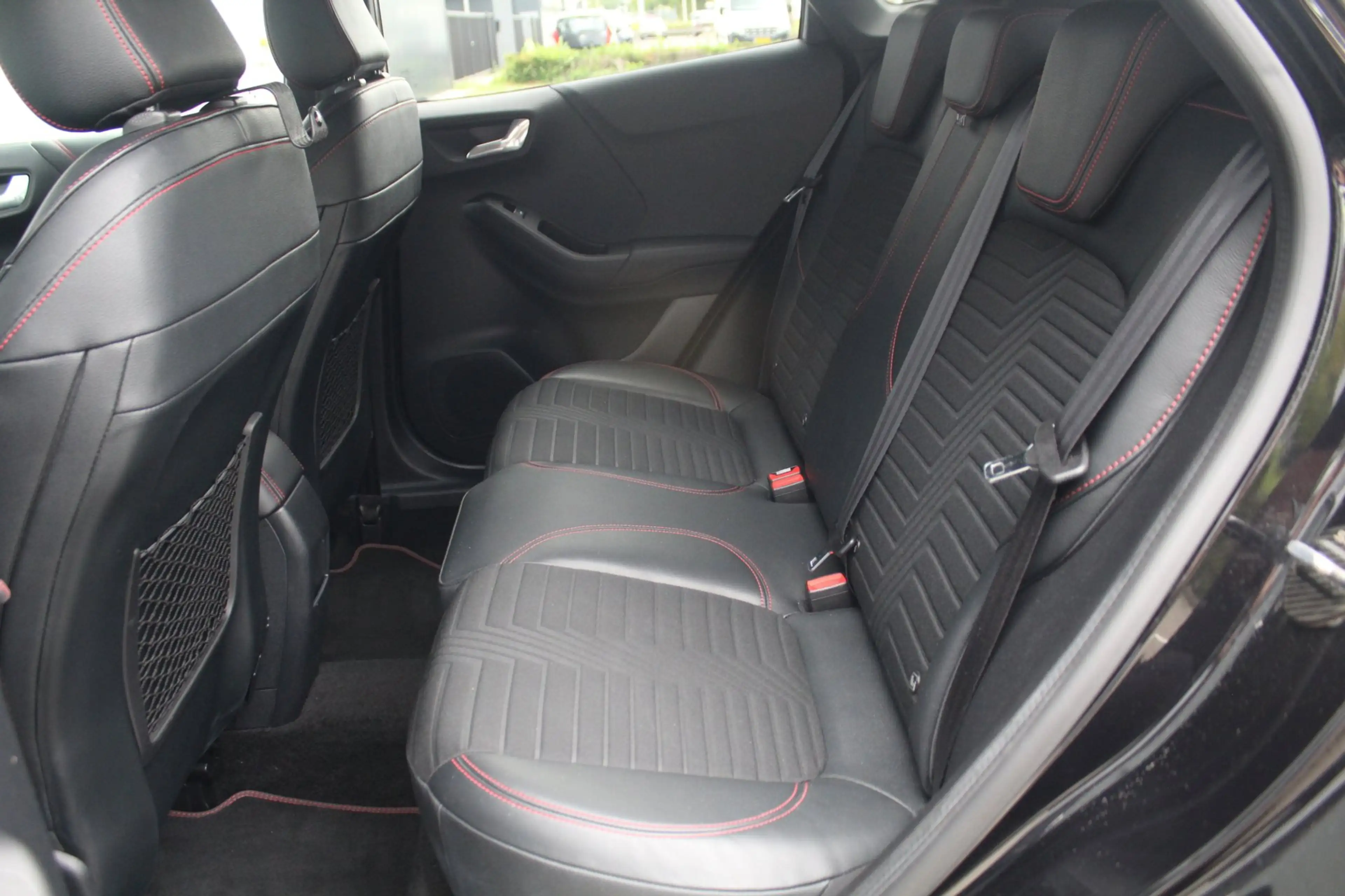 Ford Puma 1.0 EcoBoost Hybrid ST-Line X First Edition | B&O — photo 12