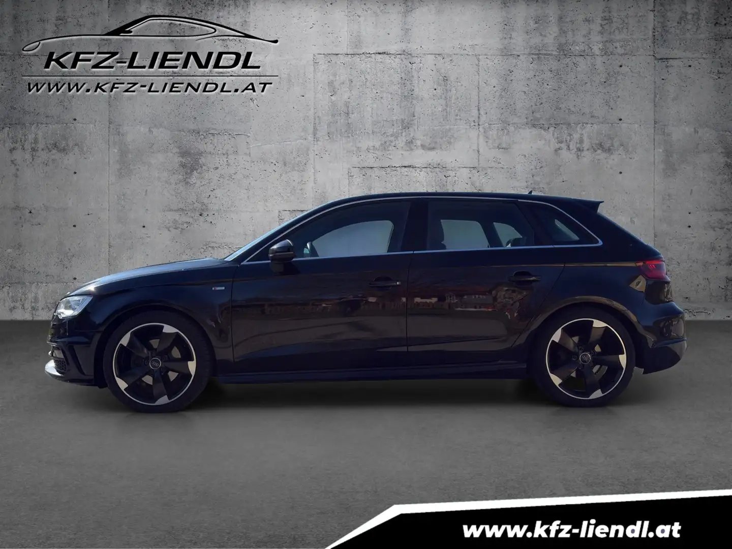 Audi A3 Sportback 2.0 TDI S line Sportpaket Schwarz - 2