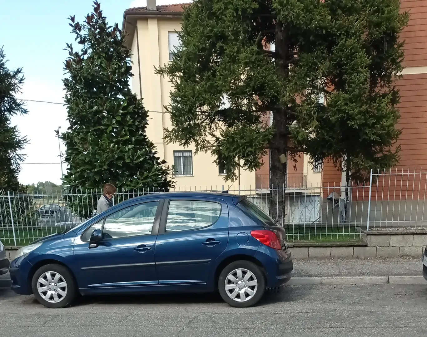 Peugeot 207 5p 1.4 16v One-Line - 2