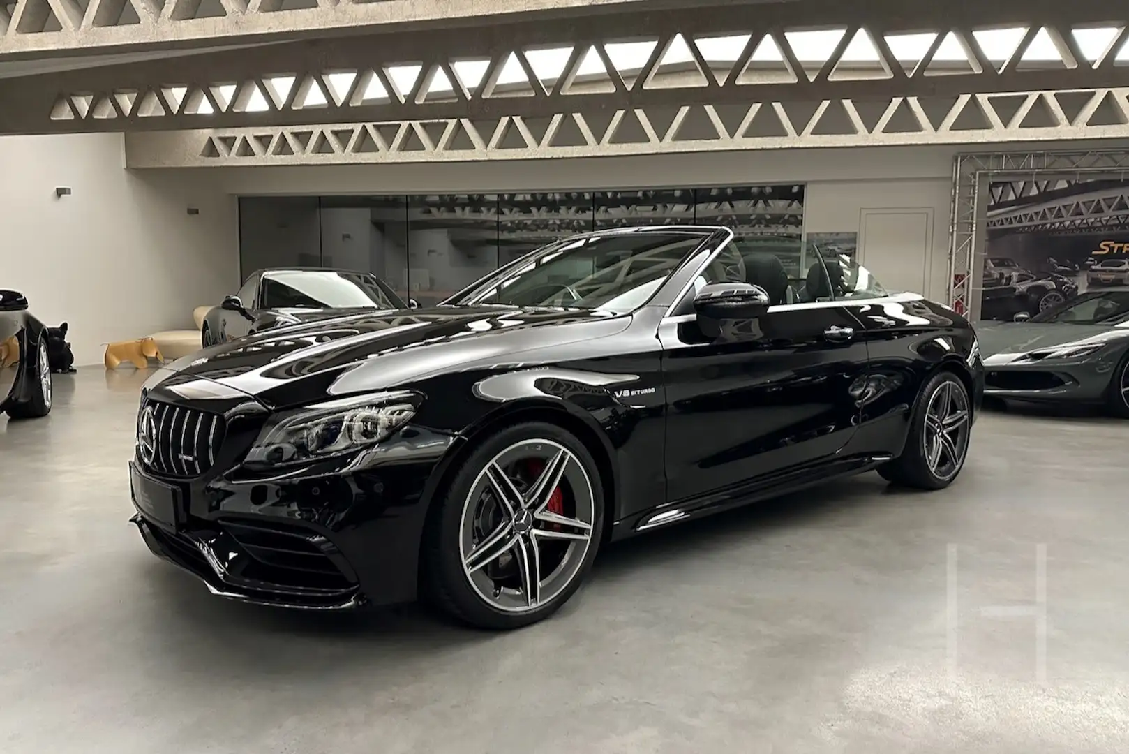 Mercedes-Benz C 63 AMG Cabrio Schwarz - 1