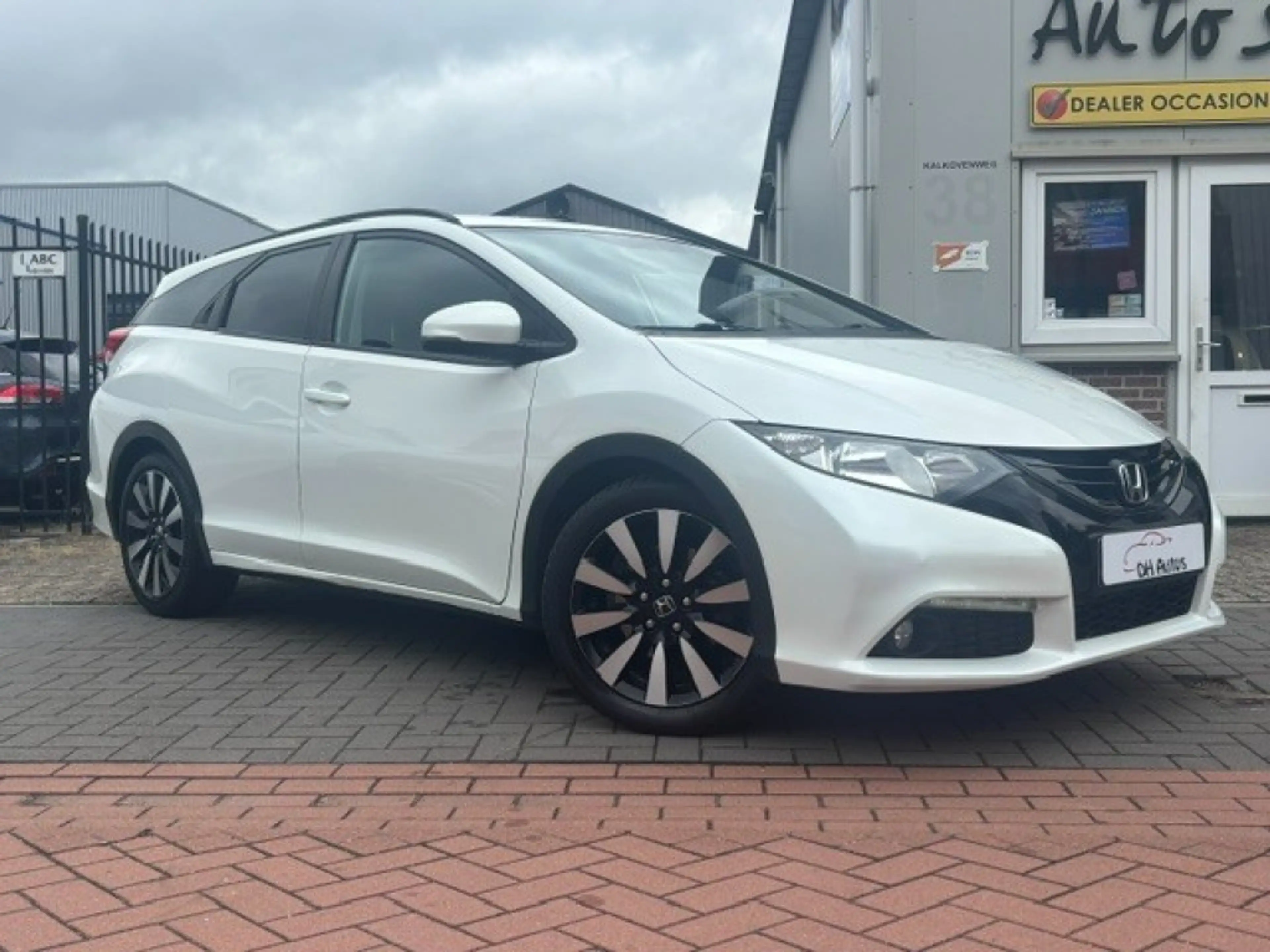 Honda Civic 1.8 SPORT  Dealer onderhouden!