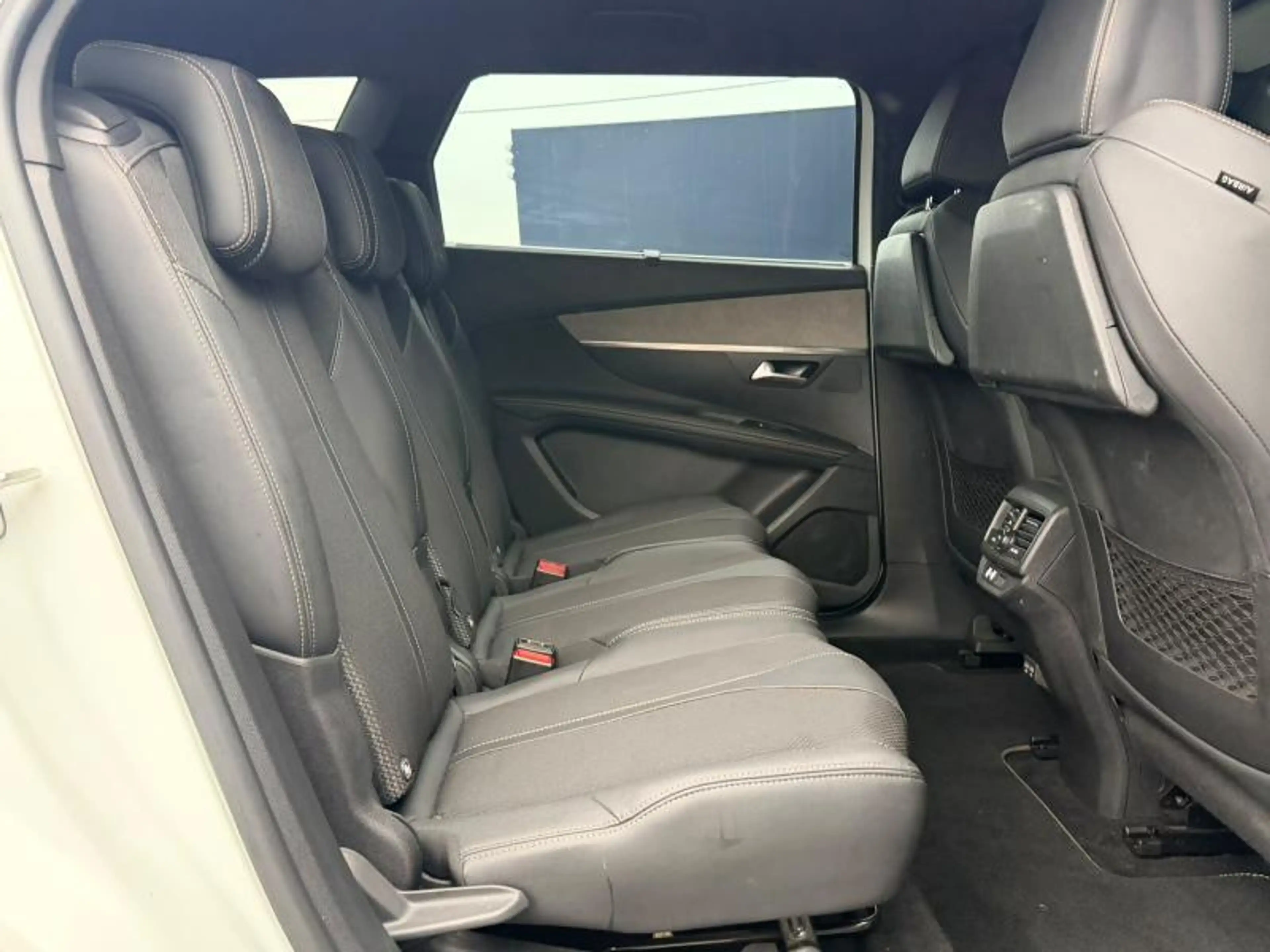 Peugeot 5008 GT / 1.5 BlueHDI / 7 Places — photo 7