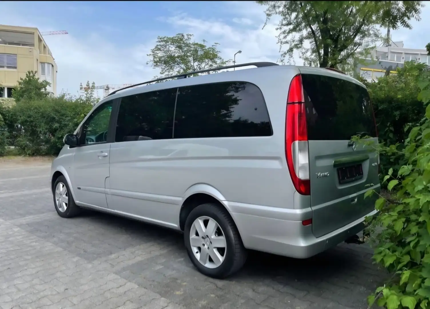 Mercedes-Benz Viano 3.0 CDI lang Automatik Trend - 2