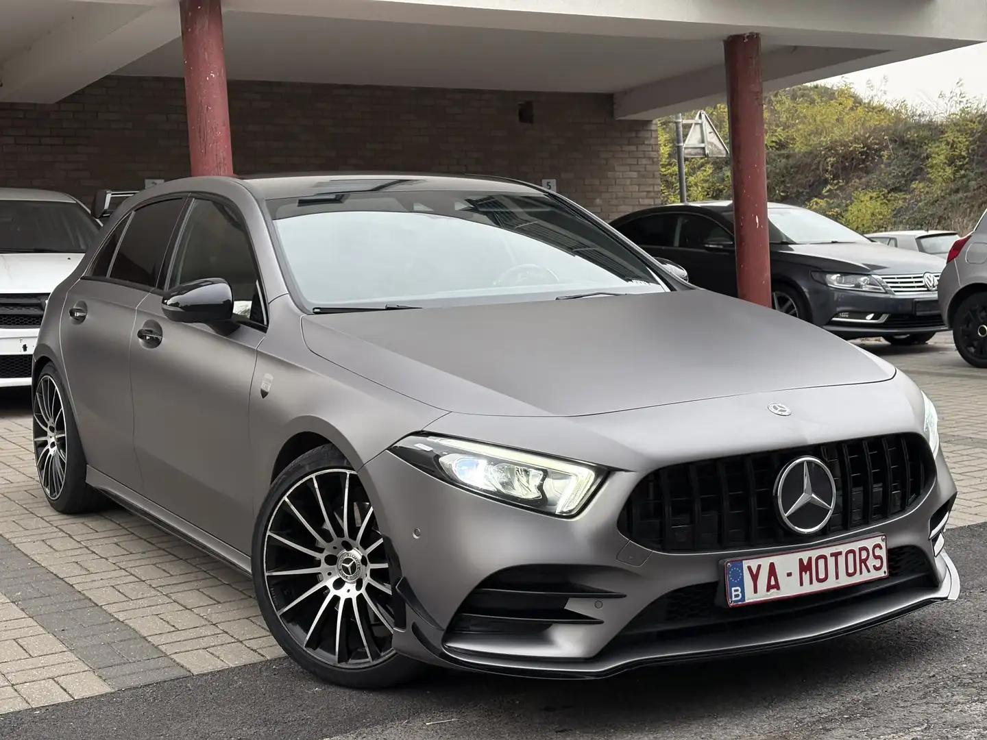 Mercedes-Benz A 220 A 220 - AMG - KIT A45 - GARANTIE Grijs - 2