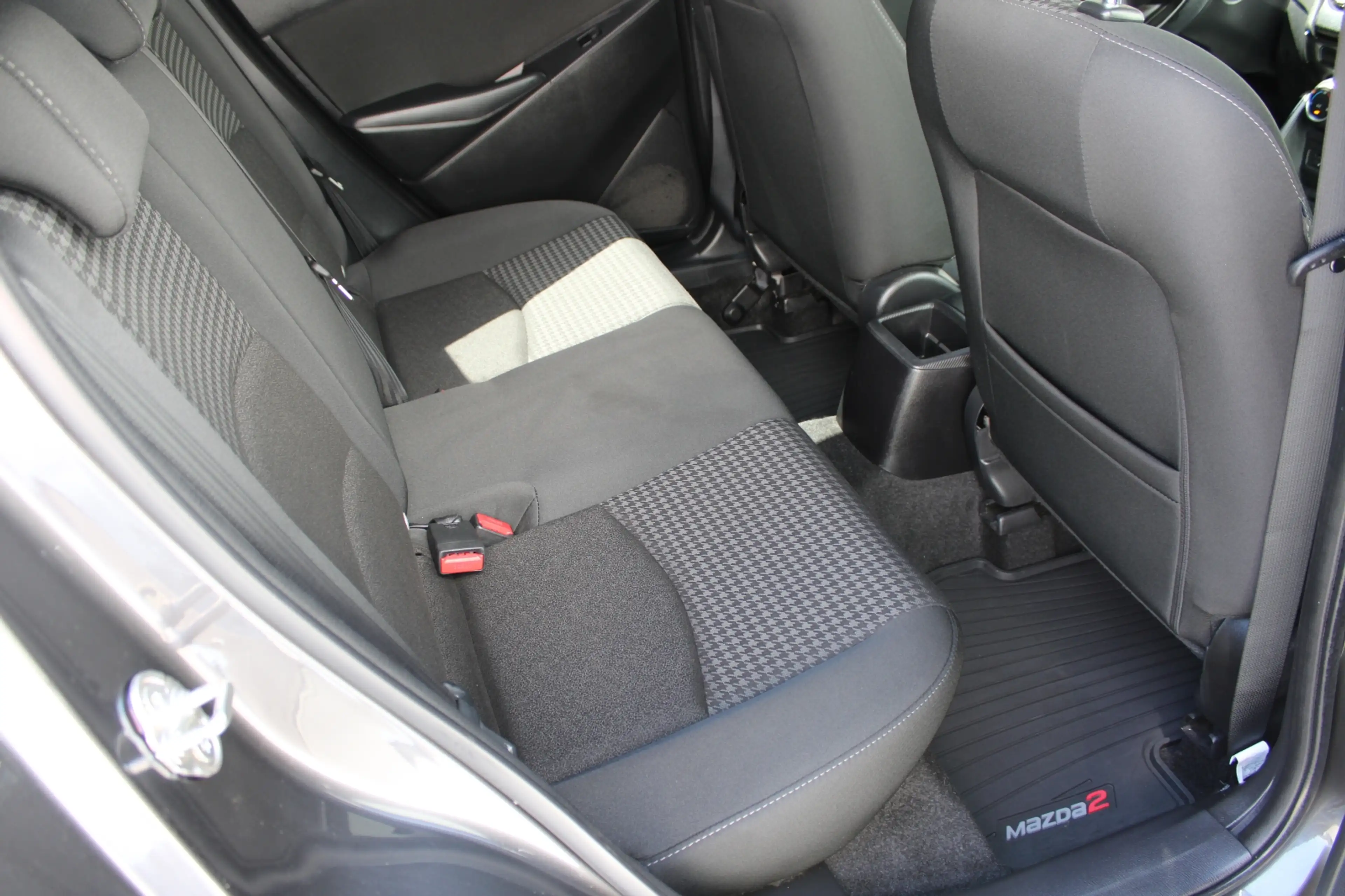 Mazda 2 Mazda 2 G75 Takumi — photo 5