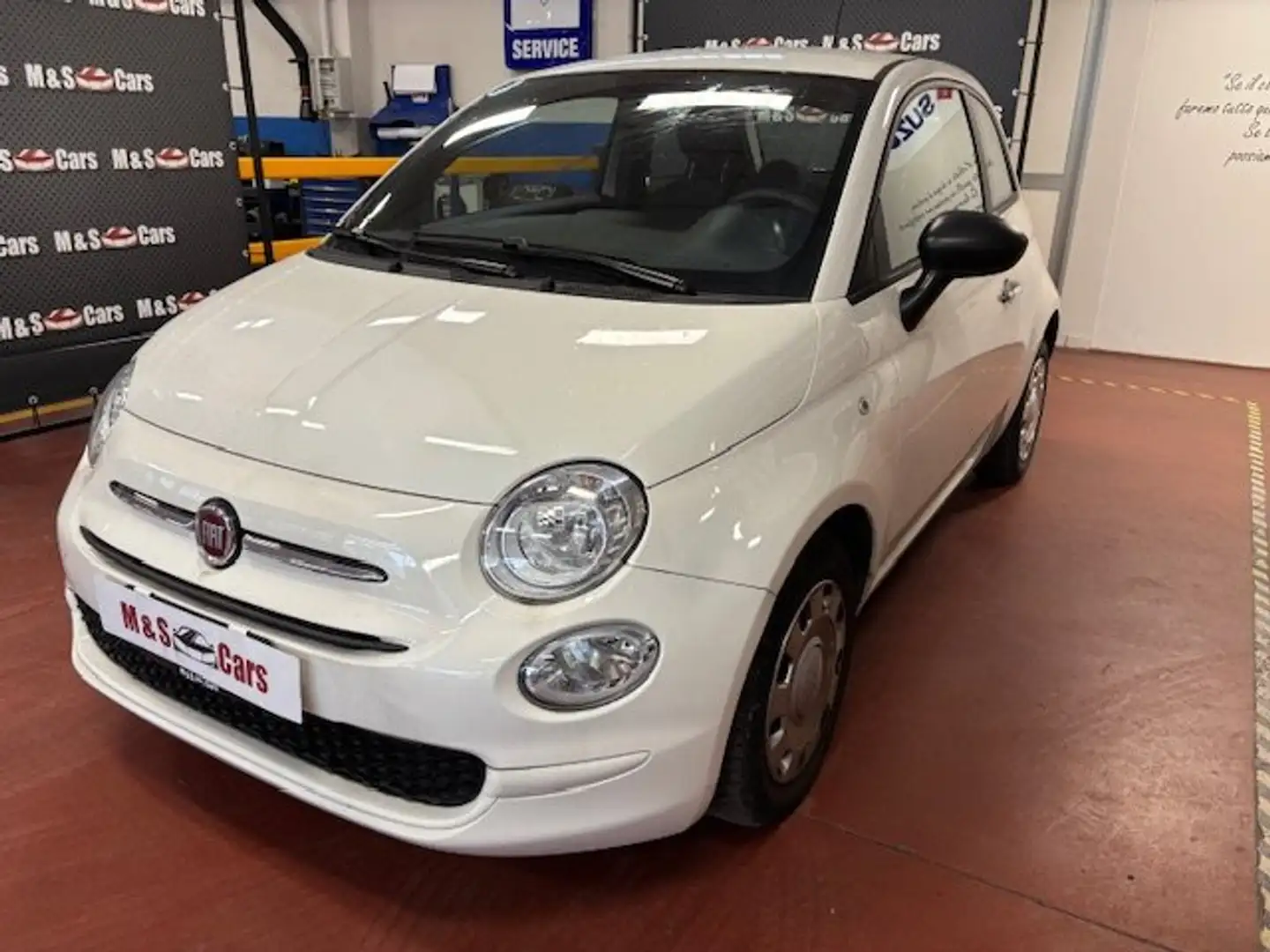 Fiat 500 1.0 hybrid Cult 70cv Wit - 1