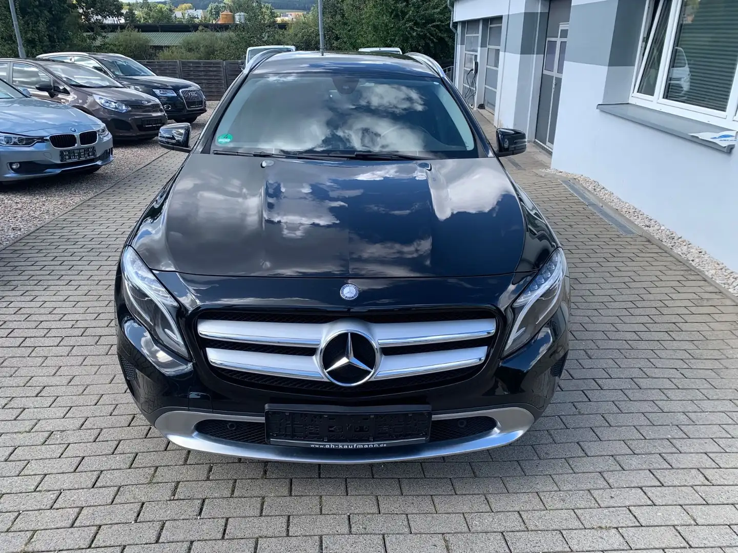 Mercedes-Benz GLA 200 2,1 CDI Aut. 4Matic Temp. Shzg 46TKM Schwarz - 2