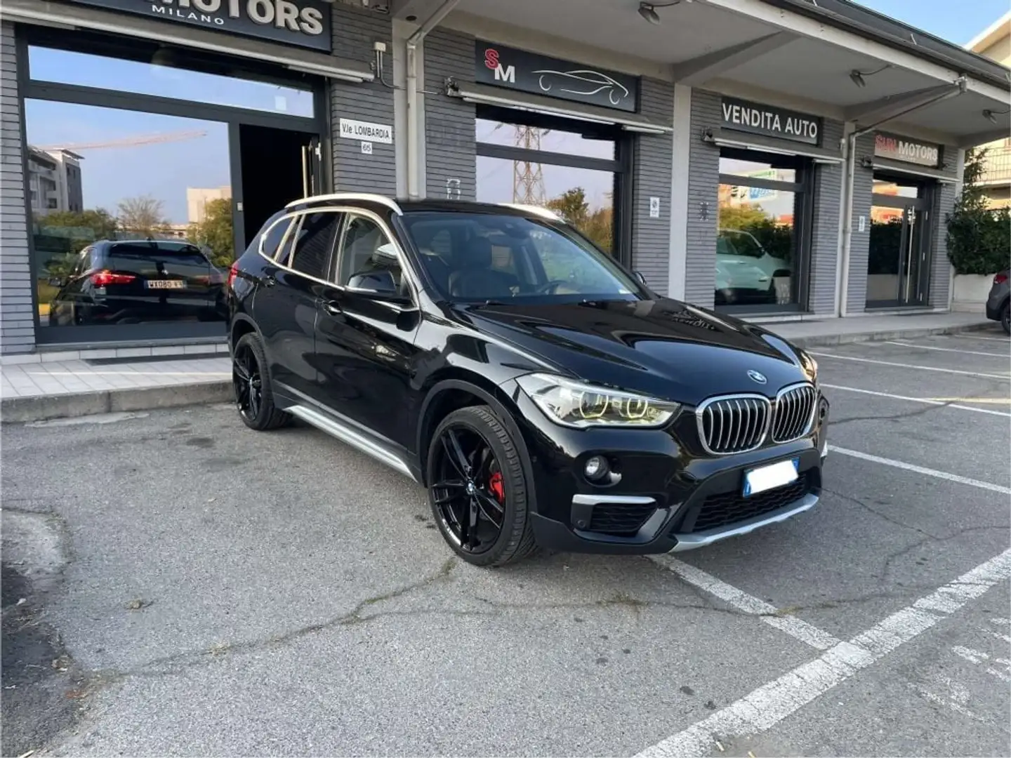 BMW X1 sdrive18d Business auto my18 Noir - 2