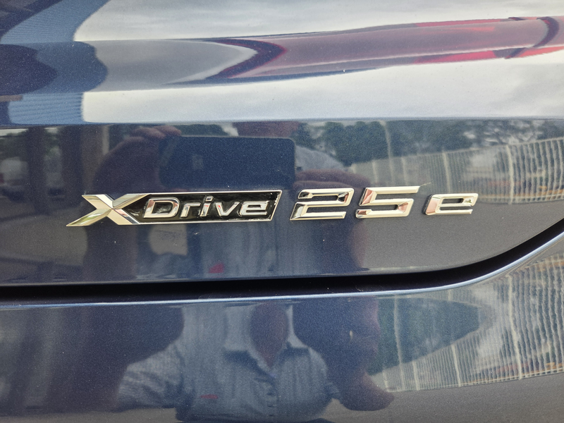 BMW X2 xDrive25e High Executive M-Tech Sport interieur , — photo 38