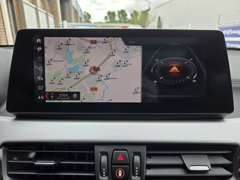 BMW X2 xDrive25e High Executive M-Tech Sport interieur , — photo 21