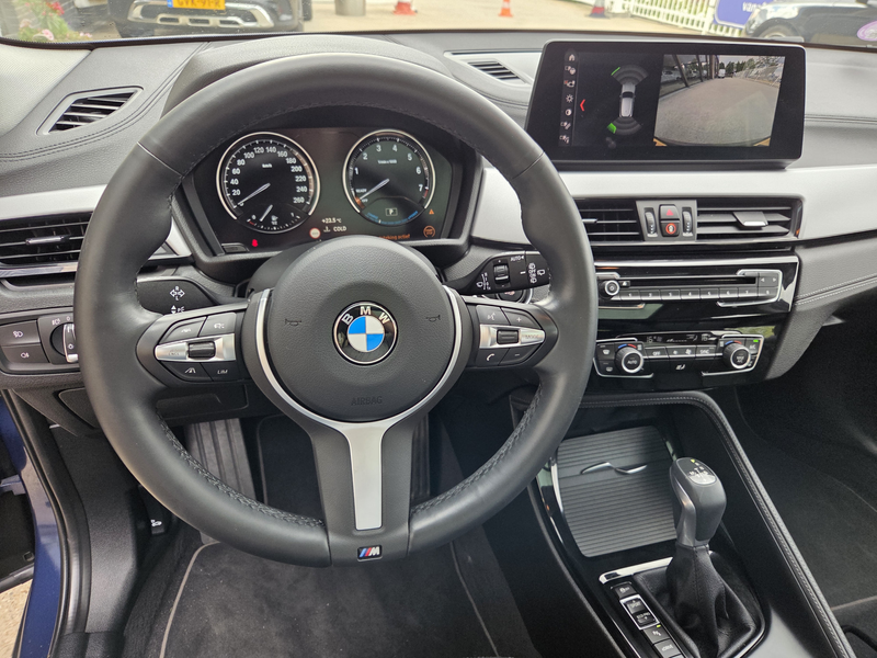 BMW X2 xDrive25e High Executive M-Tech Sport interieur , — photo 15