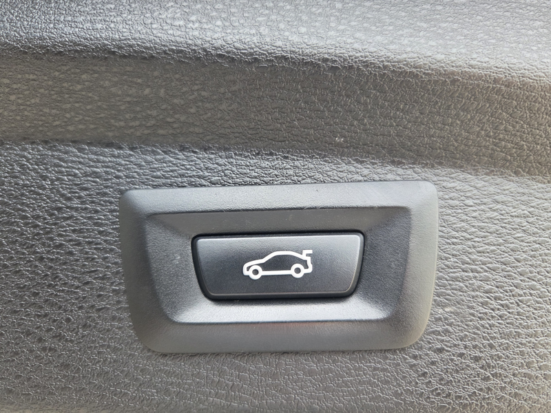 BMW X2 xDrive25e High Executive M-Tech Sport interieur , — photo 32