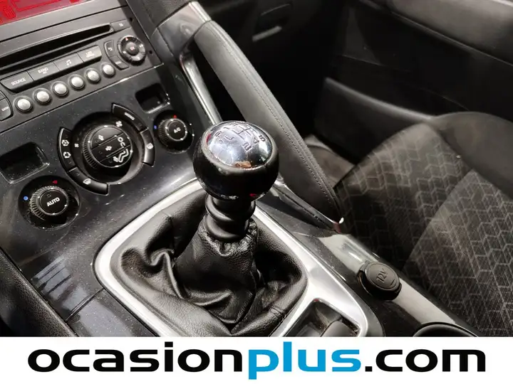 Peugeot 3008 1.6 BlueHDi Style 2016, foto 6