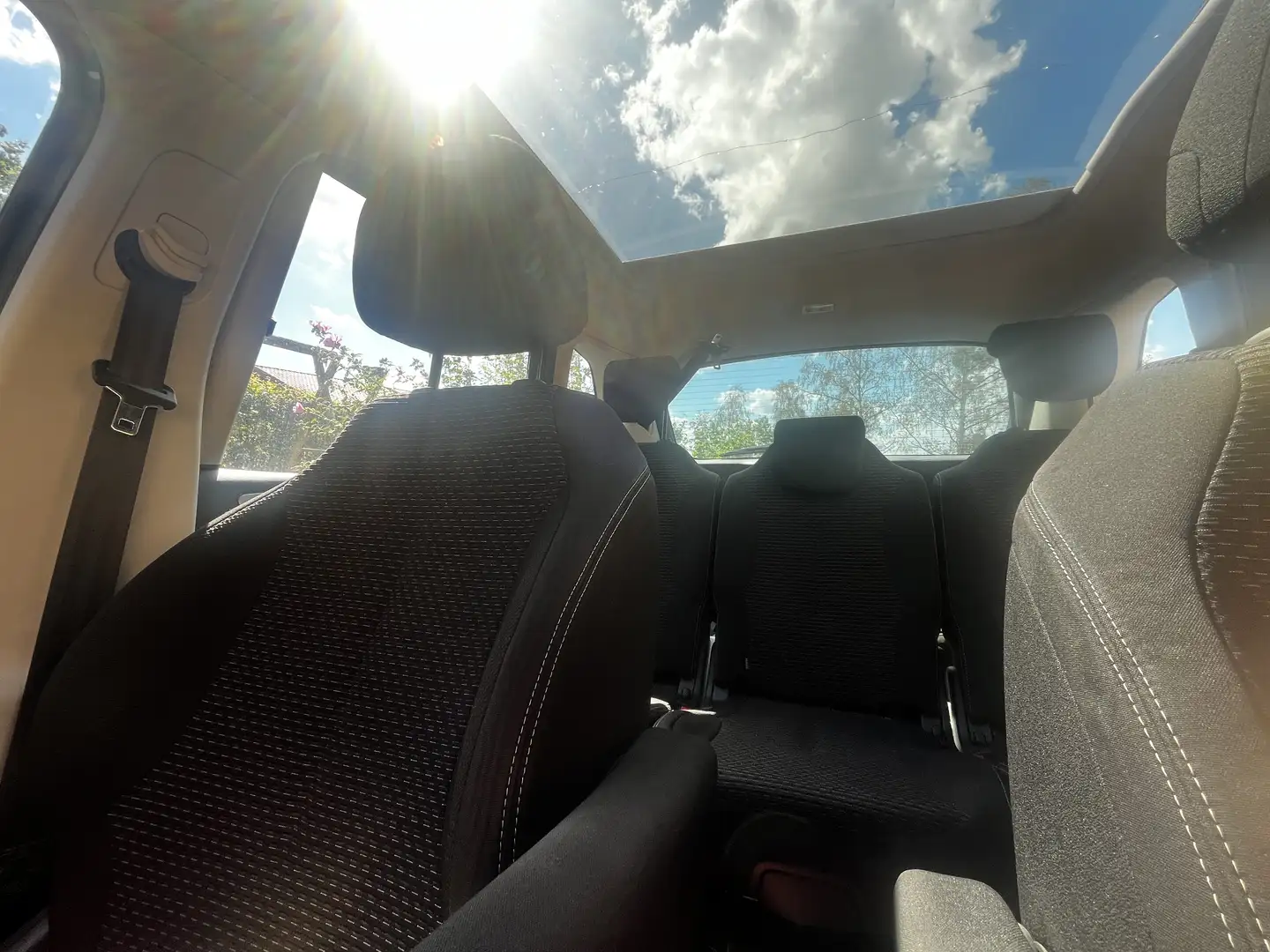 Citroen C4 Picasso 1,6 Exclusive HDi FAP - 2