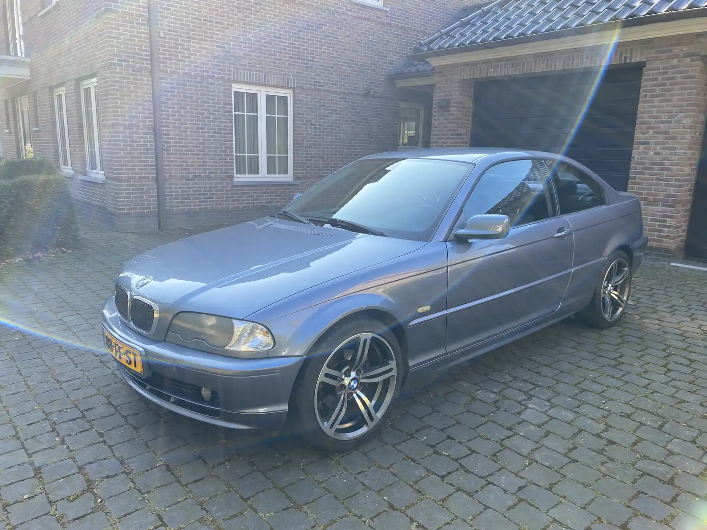BMW 318 Ci - 1