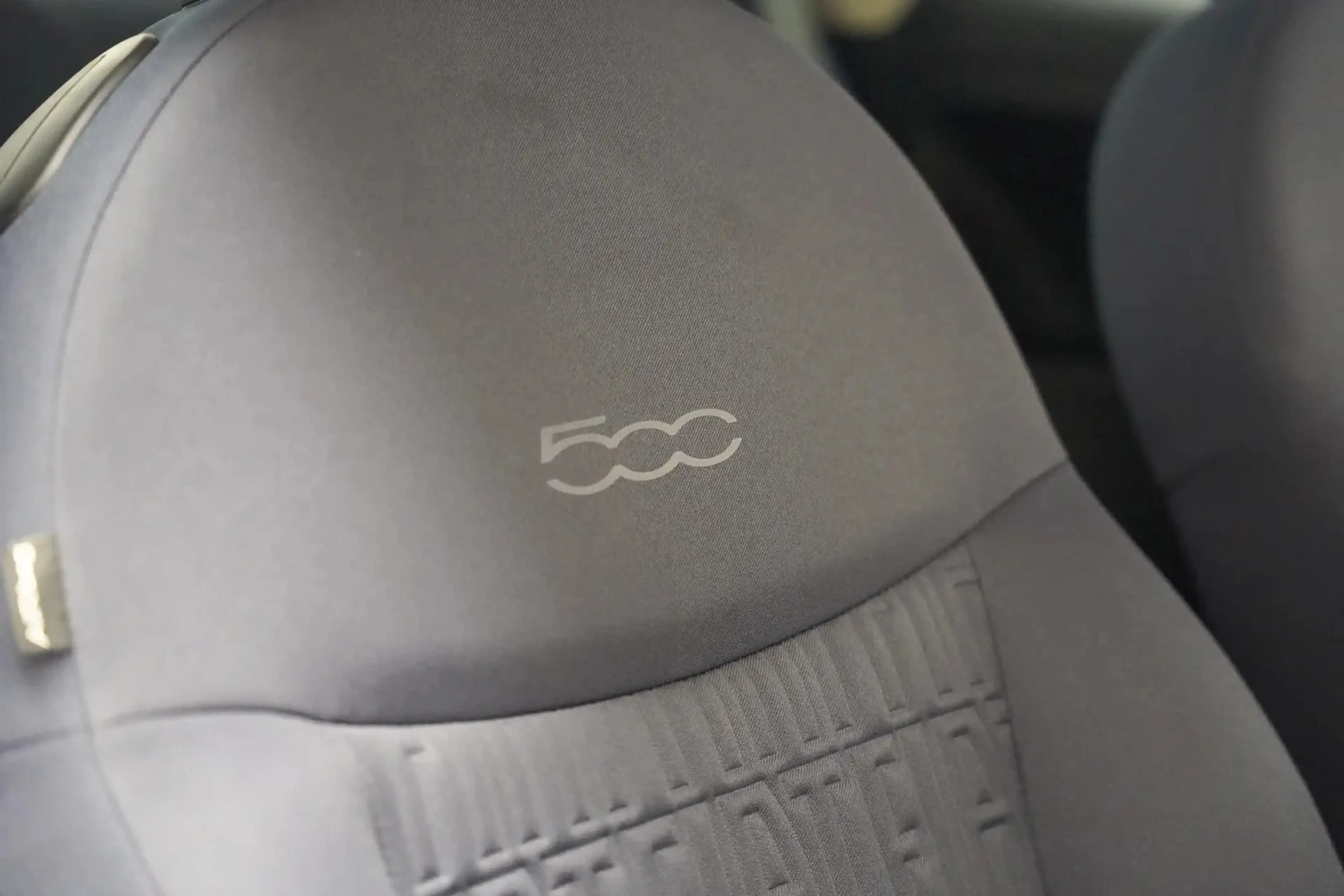 Fiat 500 1.0 Hybrid Cult [ Airco DAB Bluetooth ] — photo 5