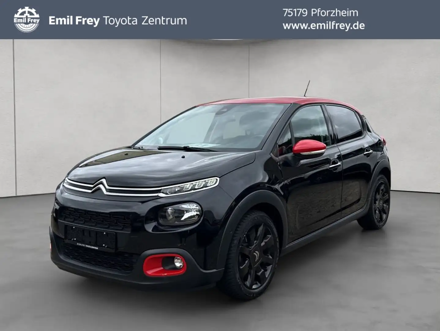Citroen C3 Pure Tech 82 SHINE Schwarz - 1