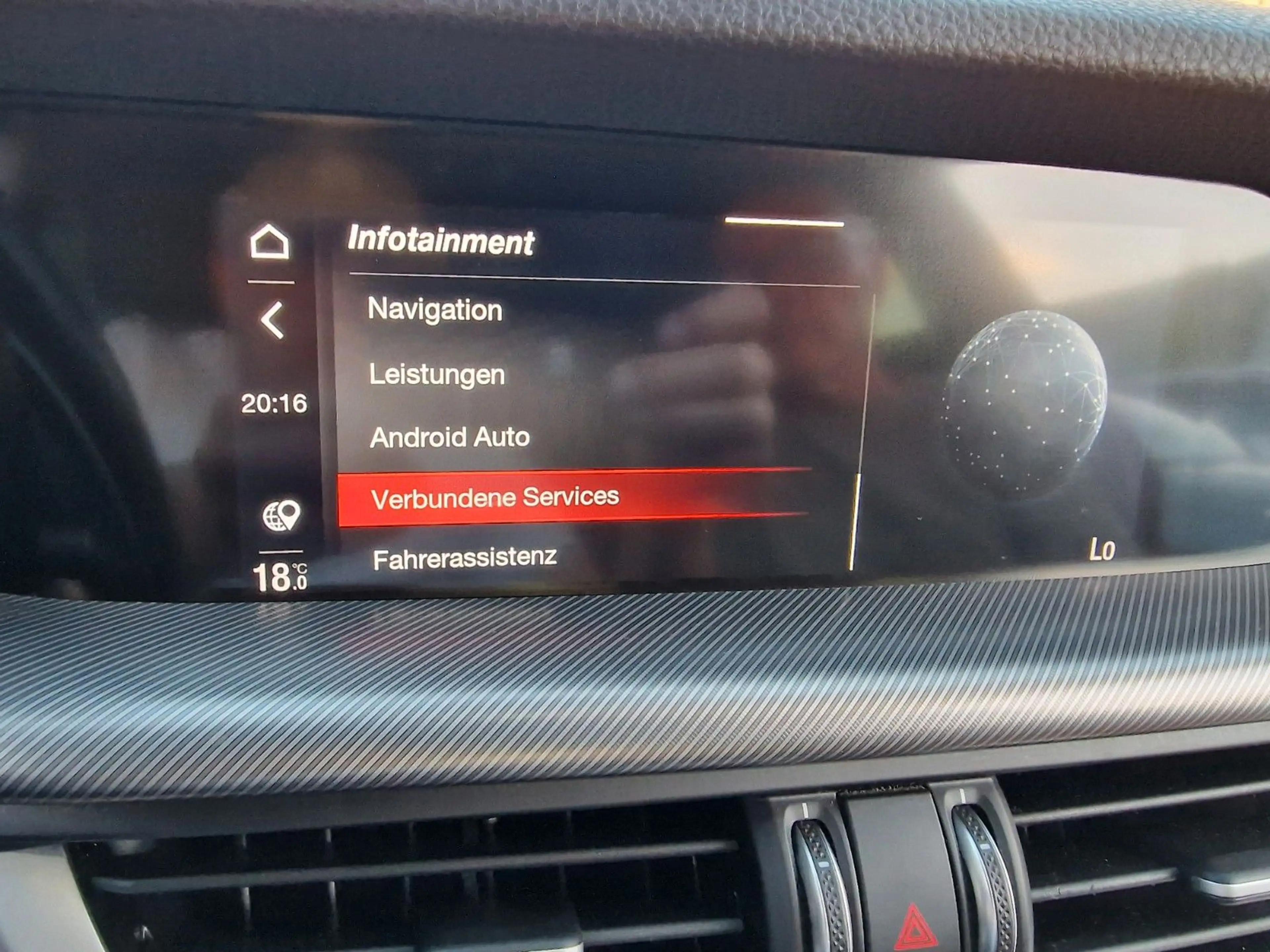 Alfa Romeo Stelvio 2.2 Diesel ,Kamera, Navi, Allrad — photo 13