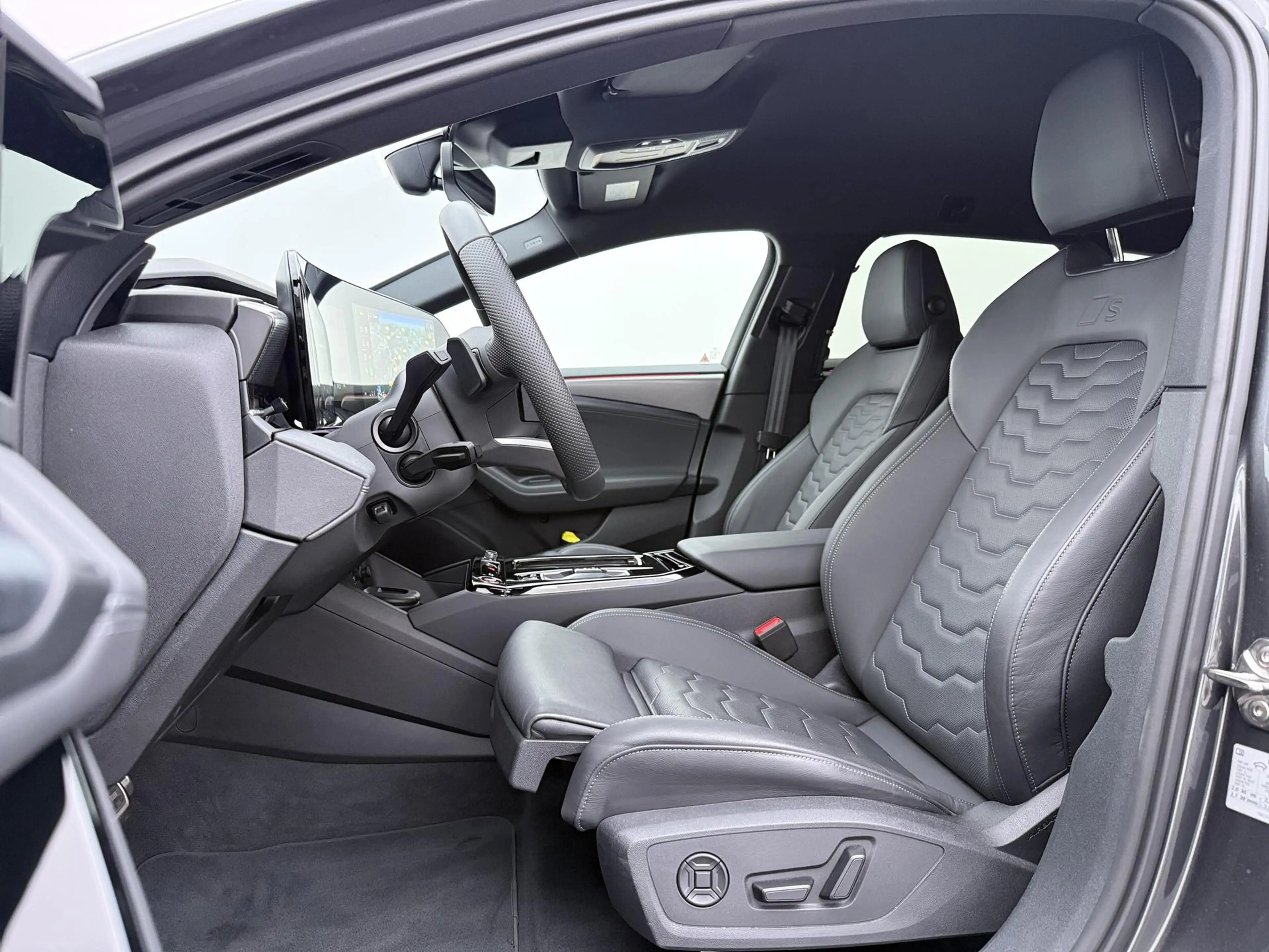 Audi S6 e-tron Avant 100kWh 370 kW / 503 PK | Leder | B&O | Stoel — photo 4