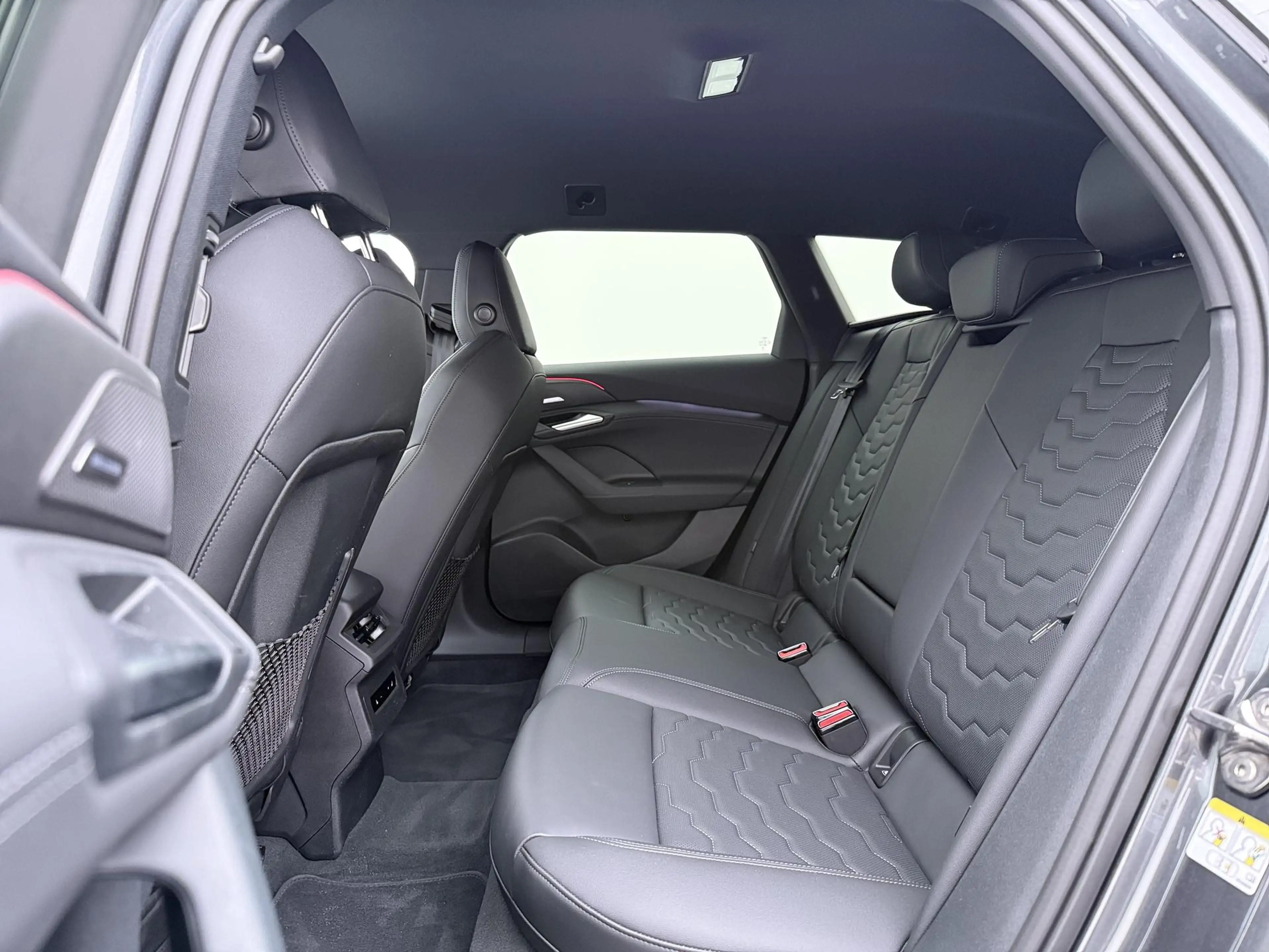 Audi S6 e-tron Avant 100kWh 370 kW / 503 PK | Leder | B&O | Stoel — photo 7