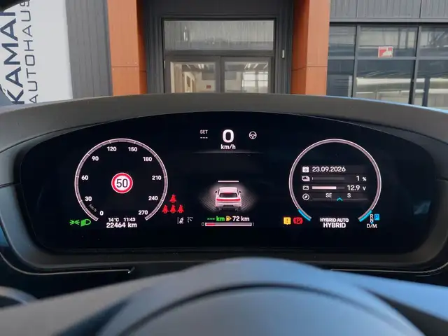 Porsche Cayenne view 11