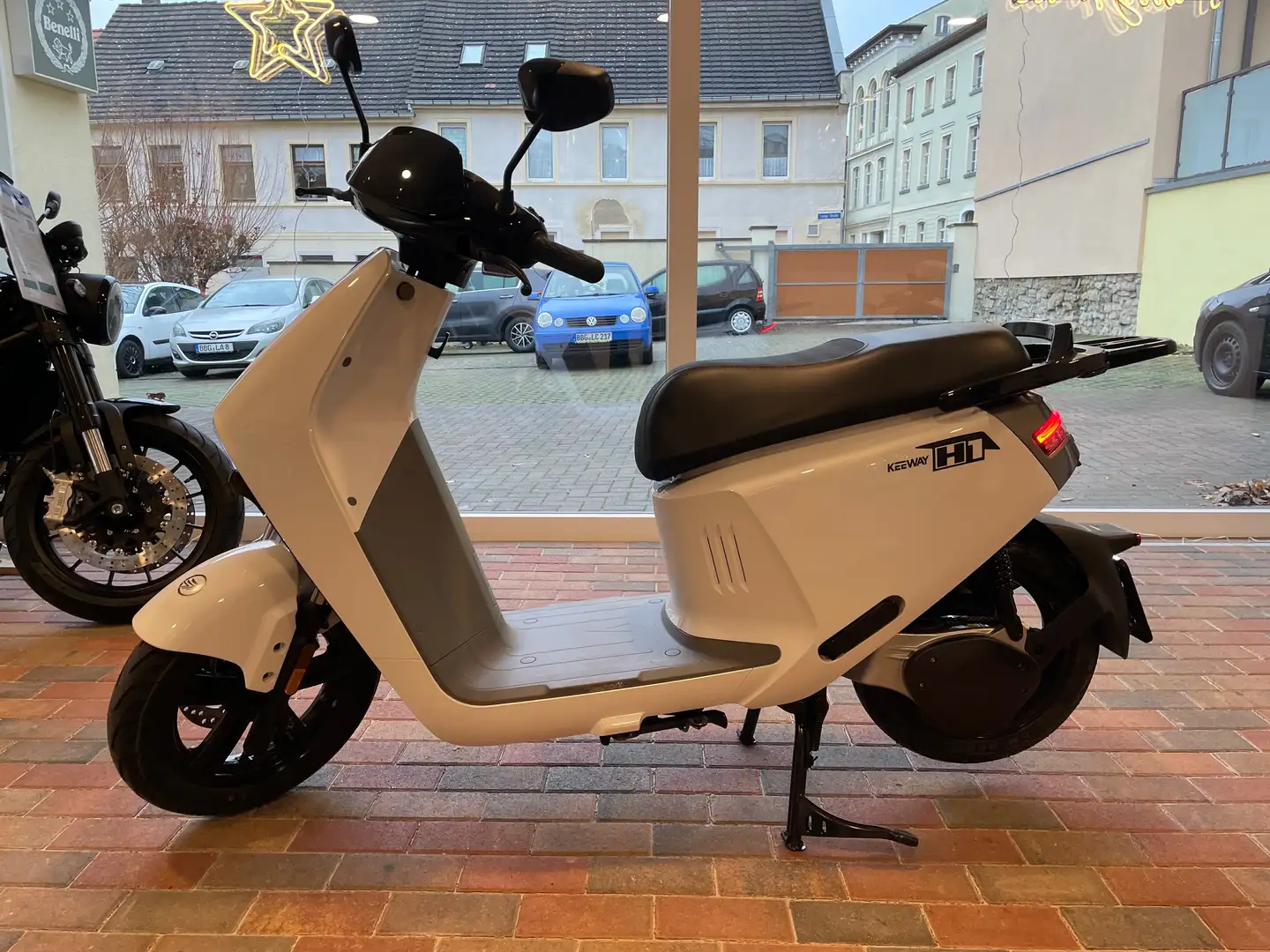 Keeway Blue Shark H1 E-Scooter Blanco - 1
