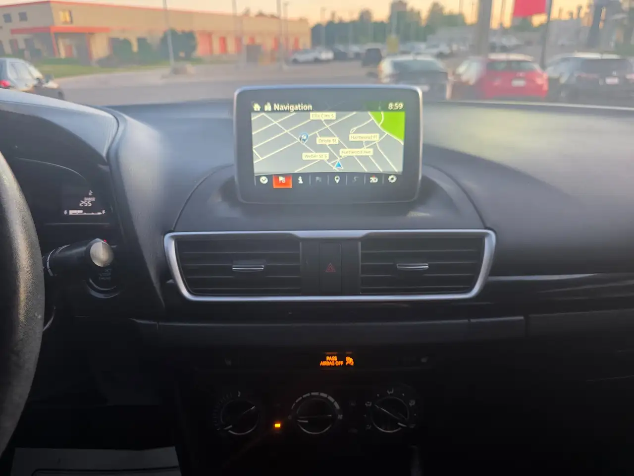 Mazda 3 снимка Mazda 3