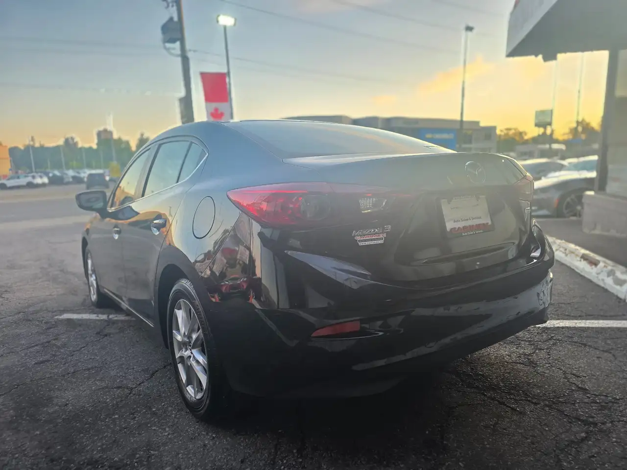 Mazda 3 снимка Mazda 3