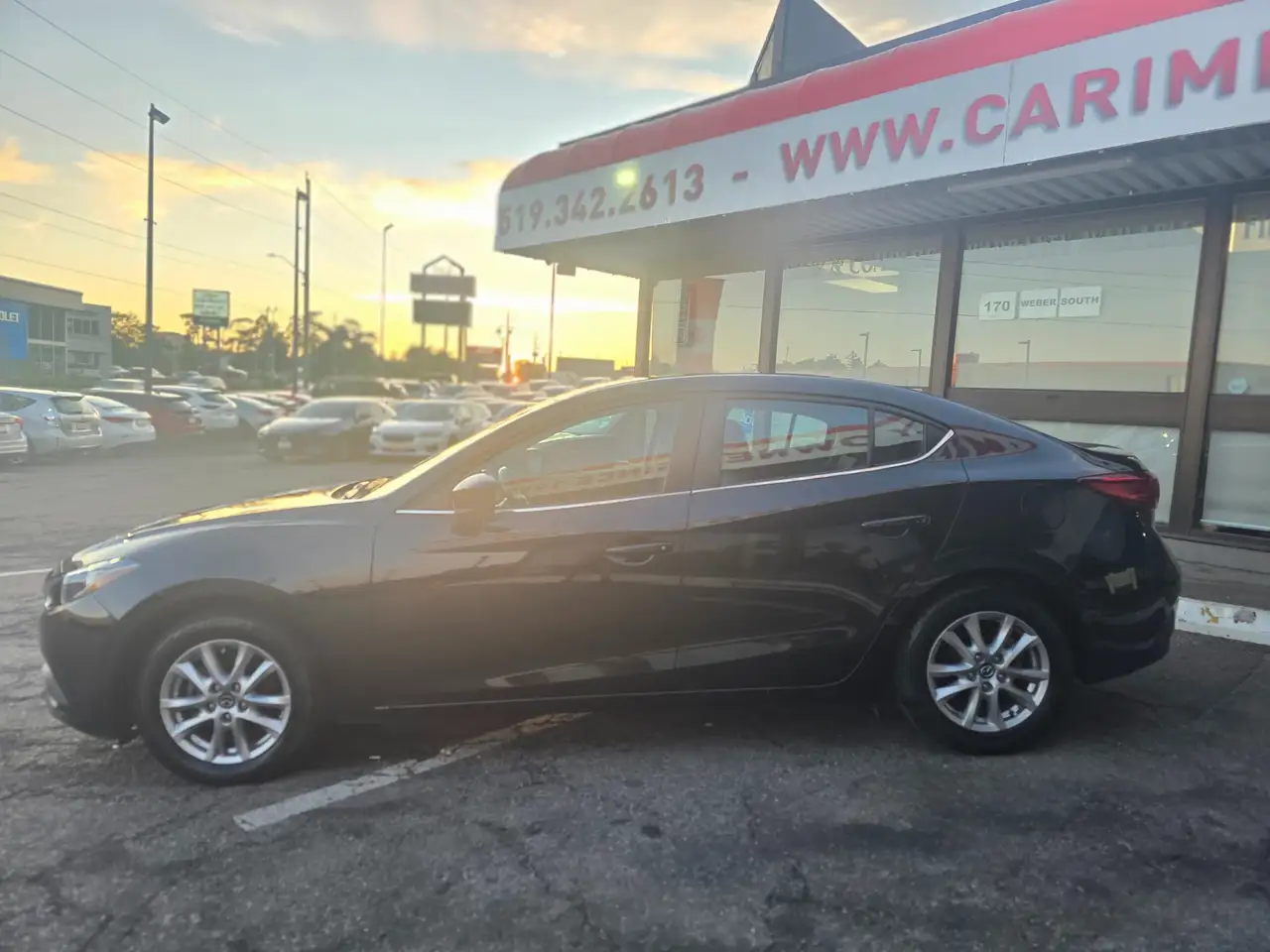 Mazda 3 снимка Mazda 3