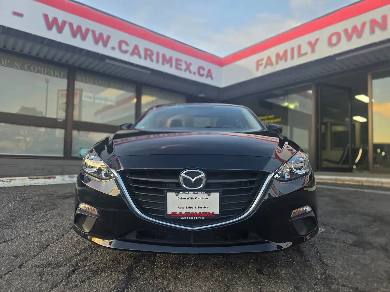 Mazda 3 снимка Mazda 3
