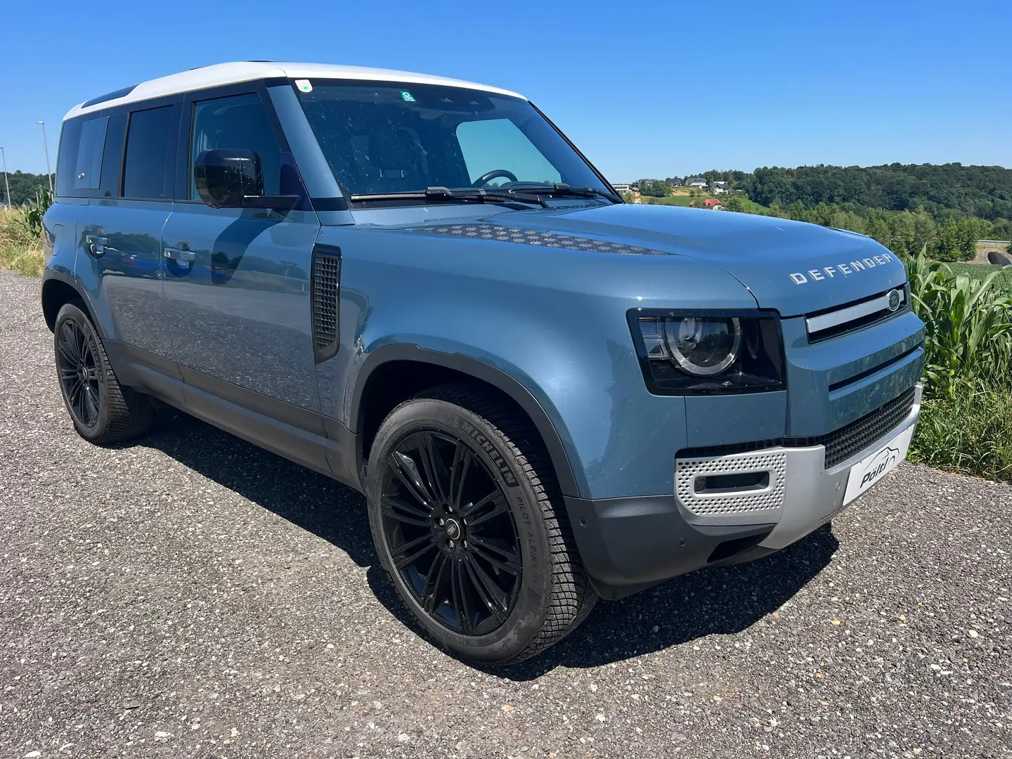 Land Rover Defender 110 HSE NAVI PANO KAMERA MWST 20" TOP! Blau - 1