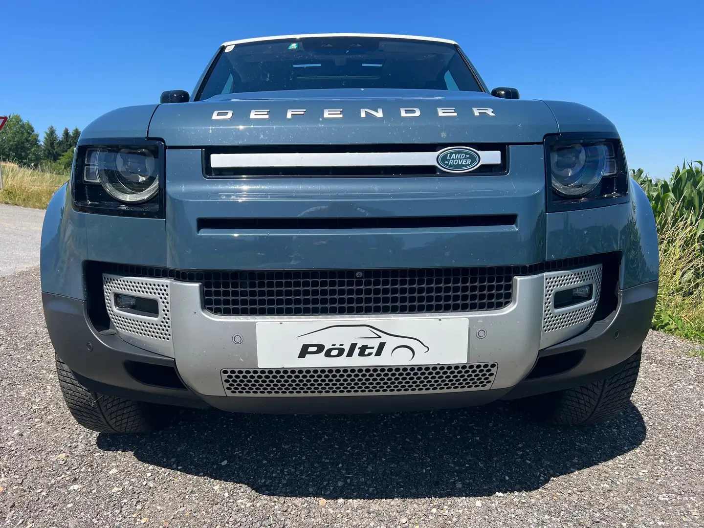 Land Rover Defender 110 HSE NAVI PANO KAMERA MWST 20" TOP! Blau - 2